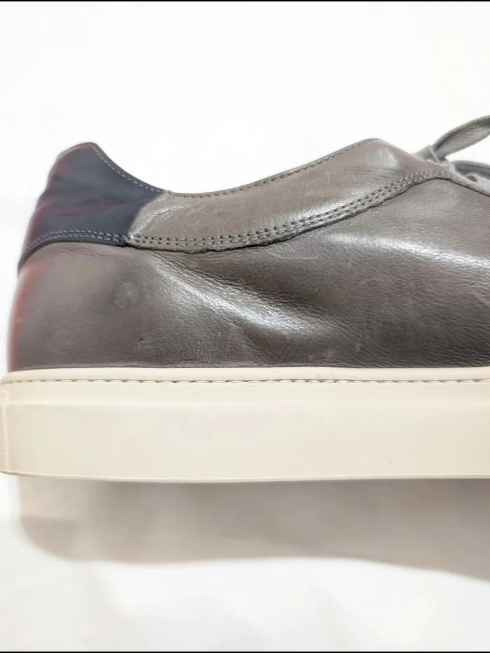 Size 11.5 men's Johnston & Murphy Gray Leather Lace-Up Sneakers